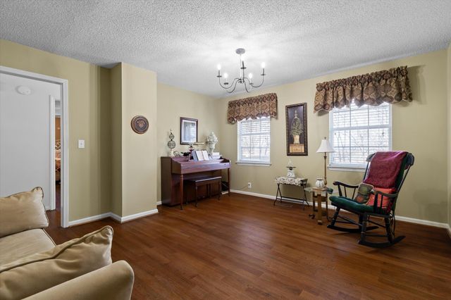 8719 Glenaire Drive, Chattanooga, TN 37416