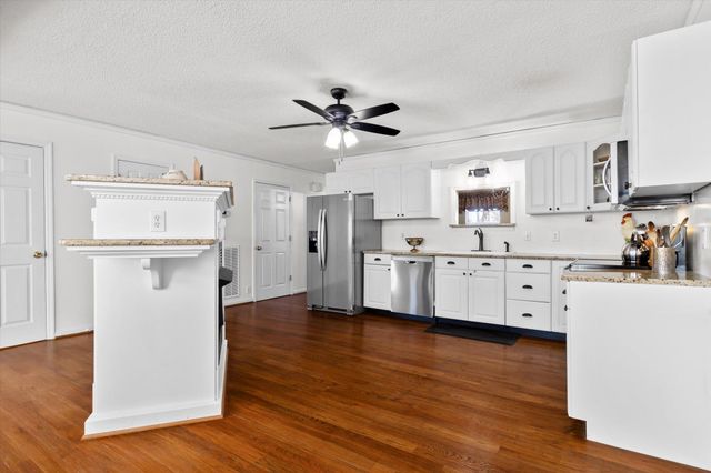 8719 Glenaire Drive, Chattanooga, TN 37416