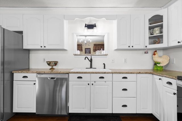 8719 Glenaire Drive, Chattanooga, TN 37416