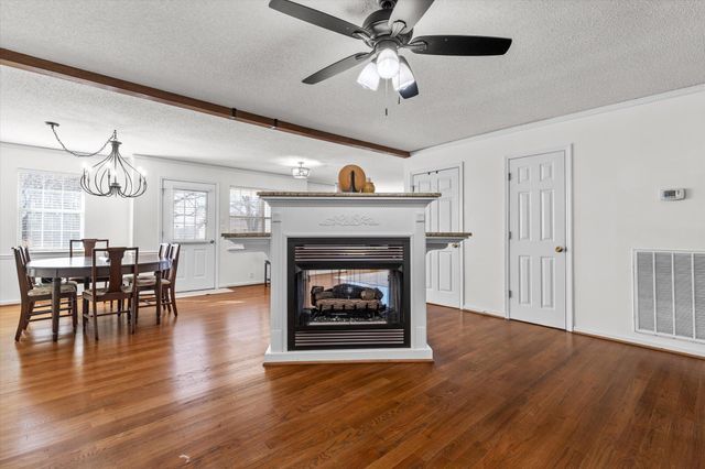 8719 Glenaire Drive, Chattanooga, TN 37416