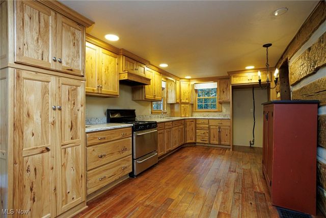 2100 Main Street, Winesburg, OH 44690