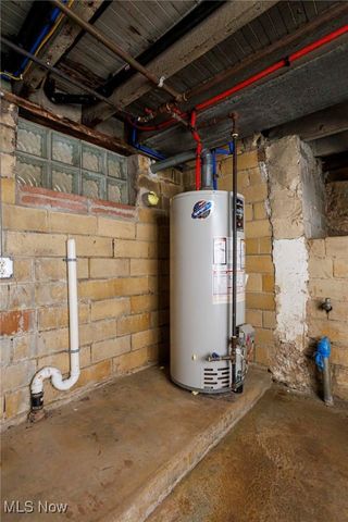 2100 Main Street, Winesburg, OH 44690