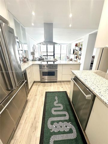 600 NE 36th Street 705, Miami, FL 33137