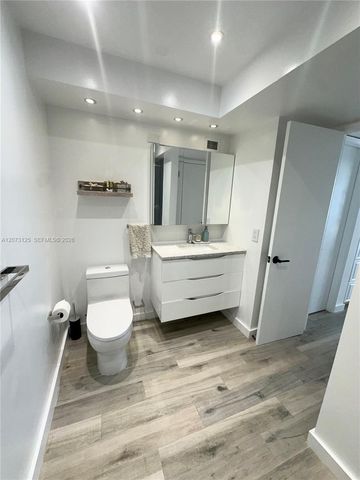 600 NE 36th Street 705, Miami, FL 33137