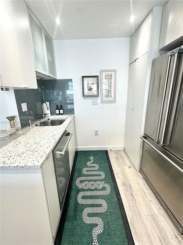 600 NE 36th Street 705, Miami, FL 33137