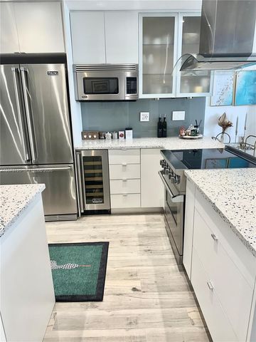 600 NE 36th Street 705, Miami, FL 33137
