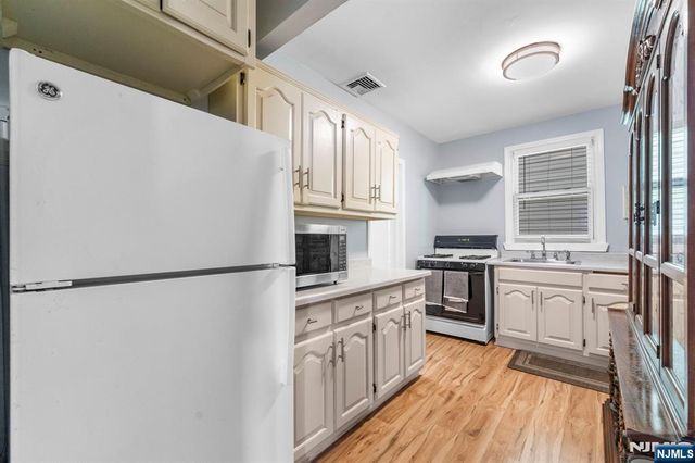 401-403 Essex Street, Hackensack, NJ 07601