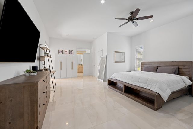 8738 Marlamoor Lane, Palm Beach Gardens, FL 33412