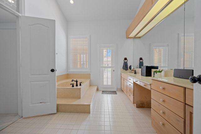 8738 Marlamoor Lane, Palm Beach Gardens, FL 33412