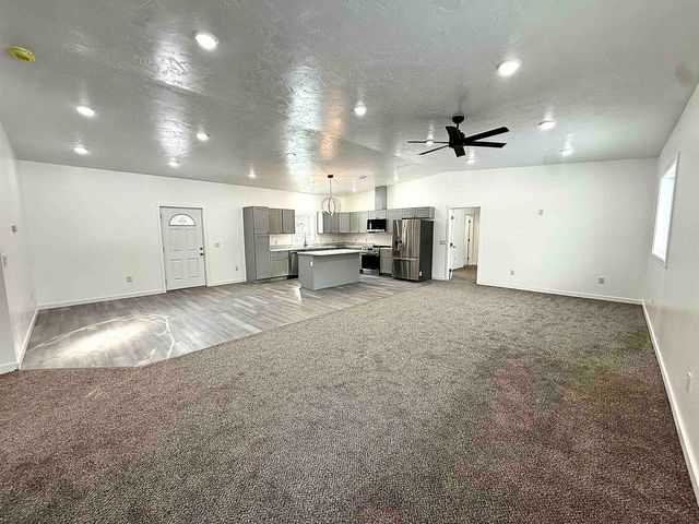 3064 PSALMS BLVD, North Pole, AK 99705