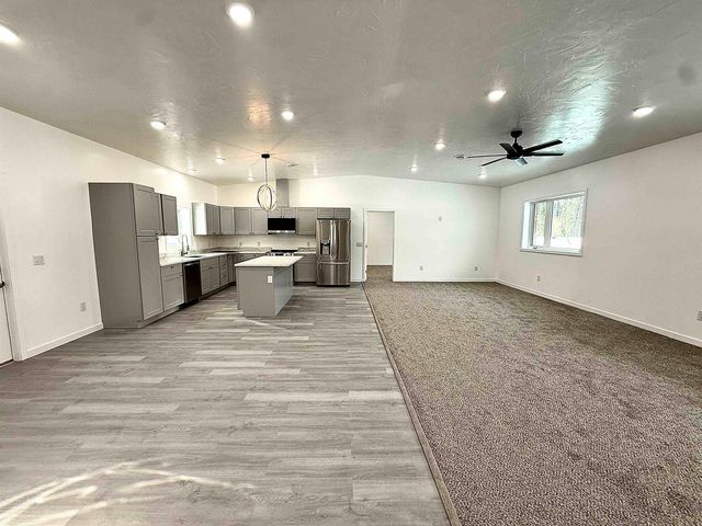 3064 PSALMS BLVD, North Pole, AK 99705