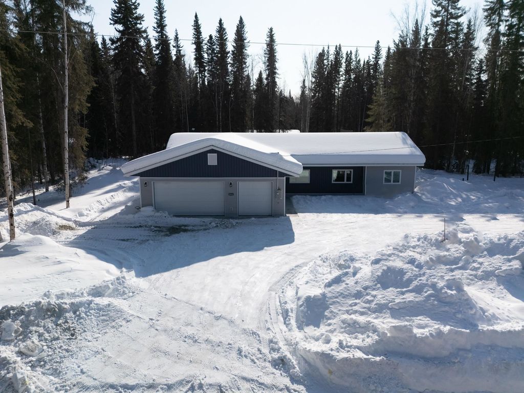 3064 PSALMS BLVD, North Pole, AK 99705