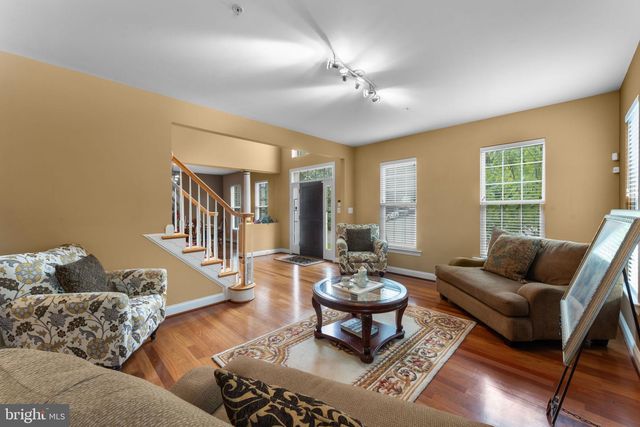 111 NOTLEY RD, Fort Washington, MD 20744