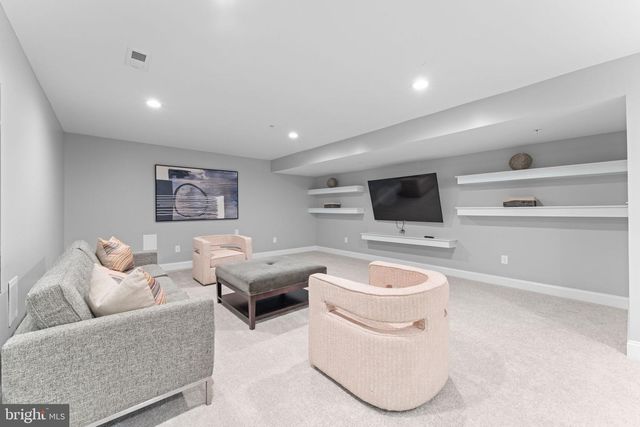 111 NOTLEY RD, Fort Washington, MD 20744