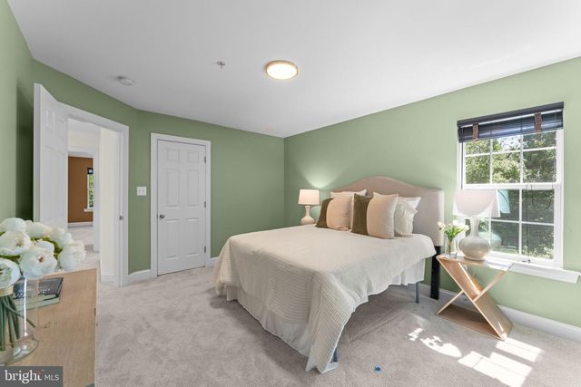 111 NOTLEY RD, Fort Washington, MD 20744