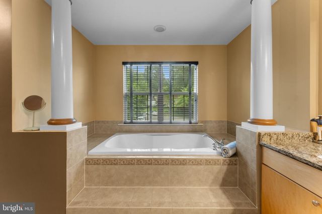 111 NOTLEY RD, Fort Washington, MD 20744