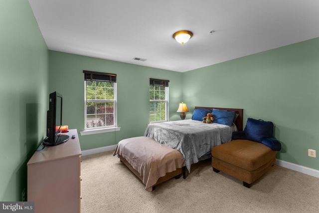 111 NOTLEY RD, Fort Washington, MD 20744