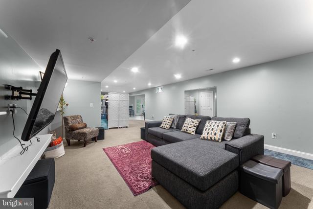 111 NOTLEY RD, Fort Washington, MD 20744