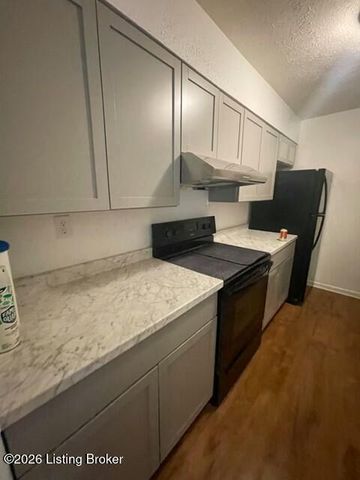 3503 Lodge Ln APT 307, Louisville, KY 40218