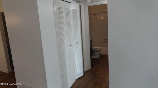 3503 Lodge Ln APT 307, Louisville, KY 40218