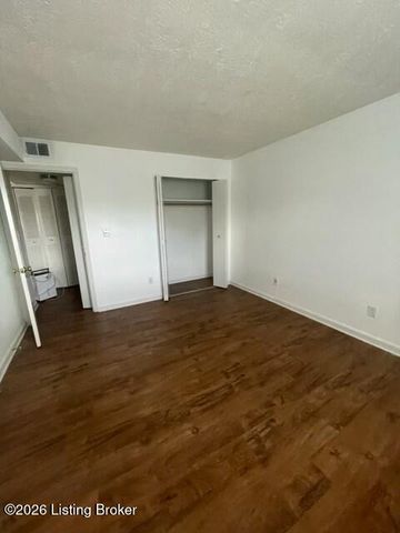 3503 Lodge Ln APT 307, Louisville, KY 40218