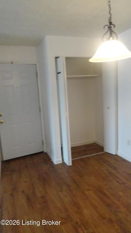 3503 Lodge Ln APT 307, Louisville, KY 40218
