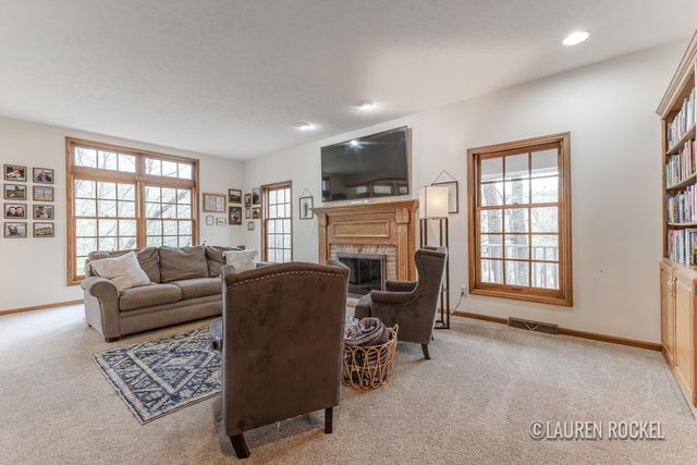 5535 Egypt Valley Avenue NE, Belmont, MI 49306