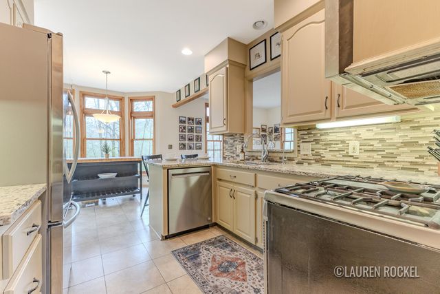 5535 Egypt Valley Avenue NE, Belmont, MI 49306