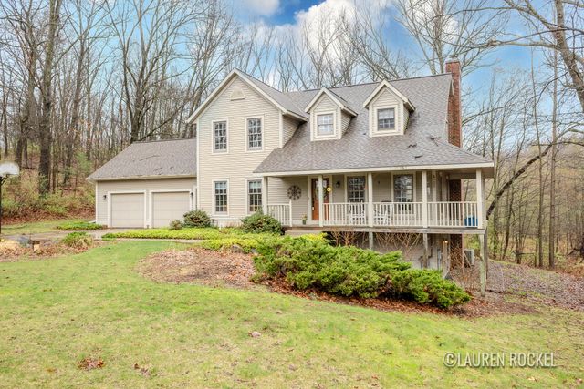5535 Egypt Valley Avenue NE, Belmont, MI 49306