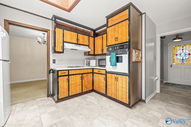 2103 Bideford Drive SW, Huntsville, AL 35803