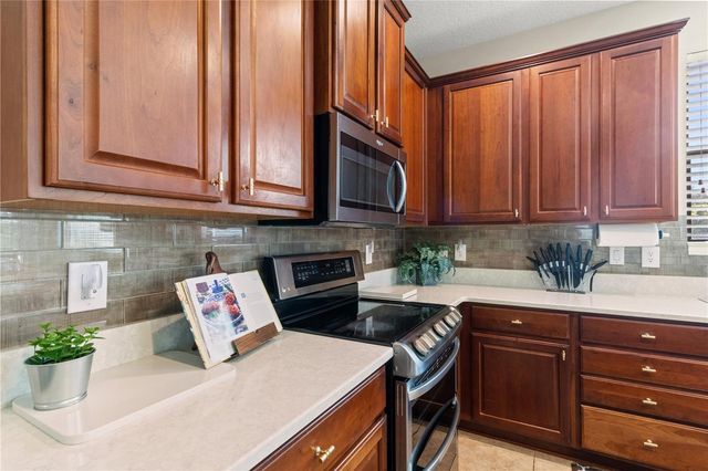 5824 FISH CROW PLACE, Land O Lakes, FL 34638