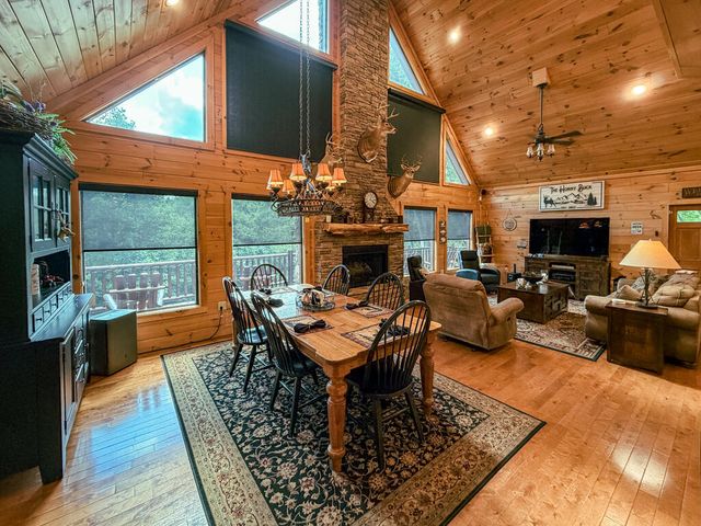 180 Antler Way, Morganton, GA 30560