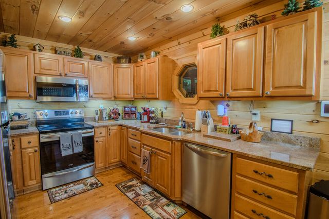 180 Antler Way, Morganton, GA 30560