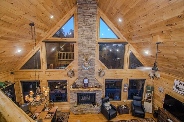180 Antler Way, Morganton, GA 30560