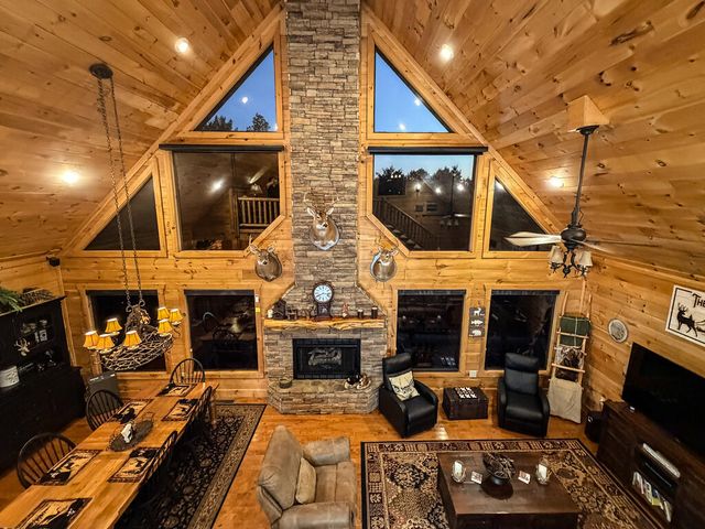 180 Antler Way, Morganton, GA 30560
