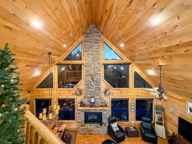 180 Antler Way, Morganton, GA 30560