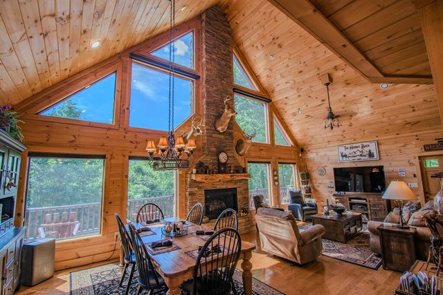 180 Antler Way, Morganton, GA 30560