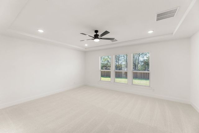 721 S Hidden Lakes Drive, Desoto, TX 75115