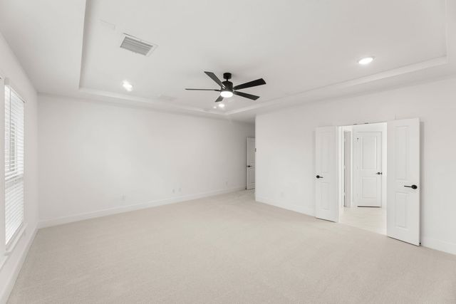 721 S Hidden Lakes Drive, Desoto, TX 75115