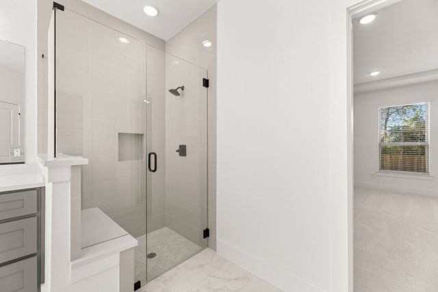 721 S Hidden Lakes Drive, Desoto, TX 75115