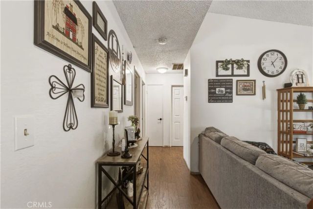 1418 Nut Tree, Livingston, CA 95334