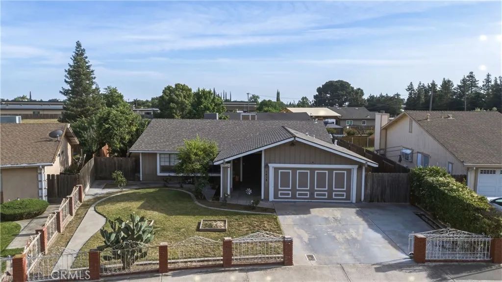 1418 Nut Tree, Livingston, CA 95334
