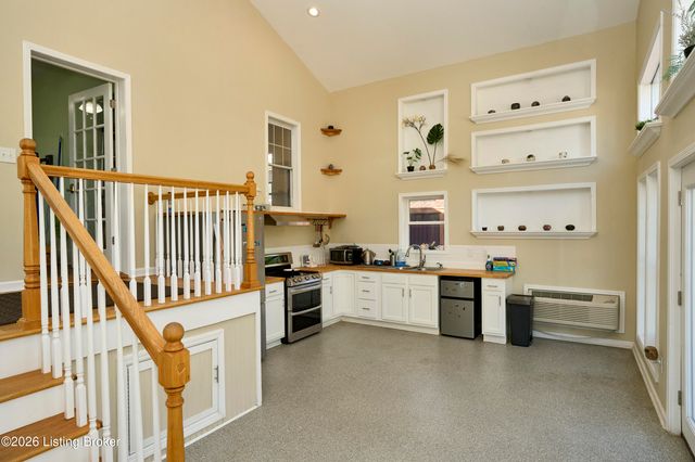 3003 Dixie Hwy, Louisville, KY 40216