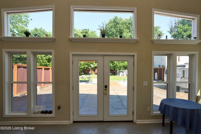 3003 Dixie Hwy, Louisville, KY 40216