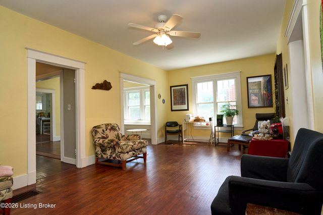 3003 Dixie Hwy, Louisville, KY 40216