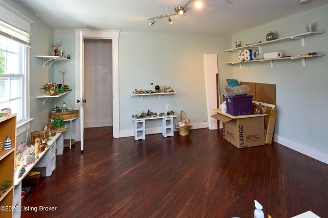 3003 Dixie Hwy, Louisville, KY 40216
