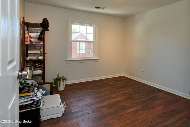 3003 Dixie Hwy, Louisville, KY 40216