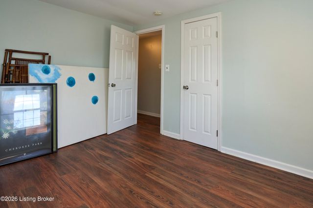 3003 Dixie Hwy, Louisville, KY 40216