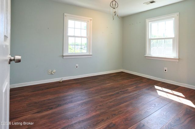 3003 Dixie Hwy, Louisville, KY 40216