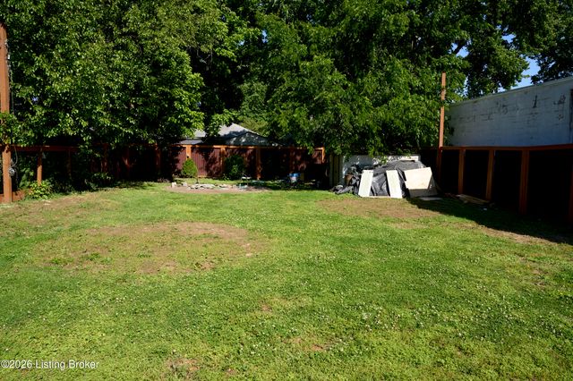 3003 Dixie Hwy, Louisville, KY 40216